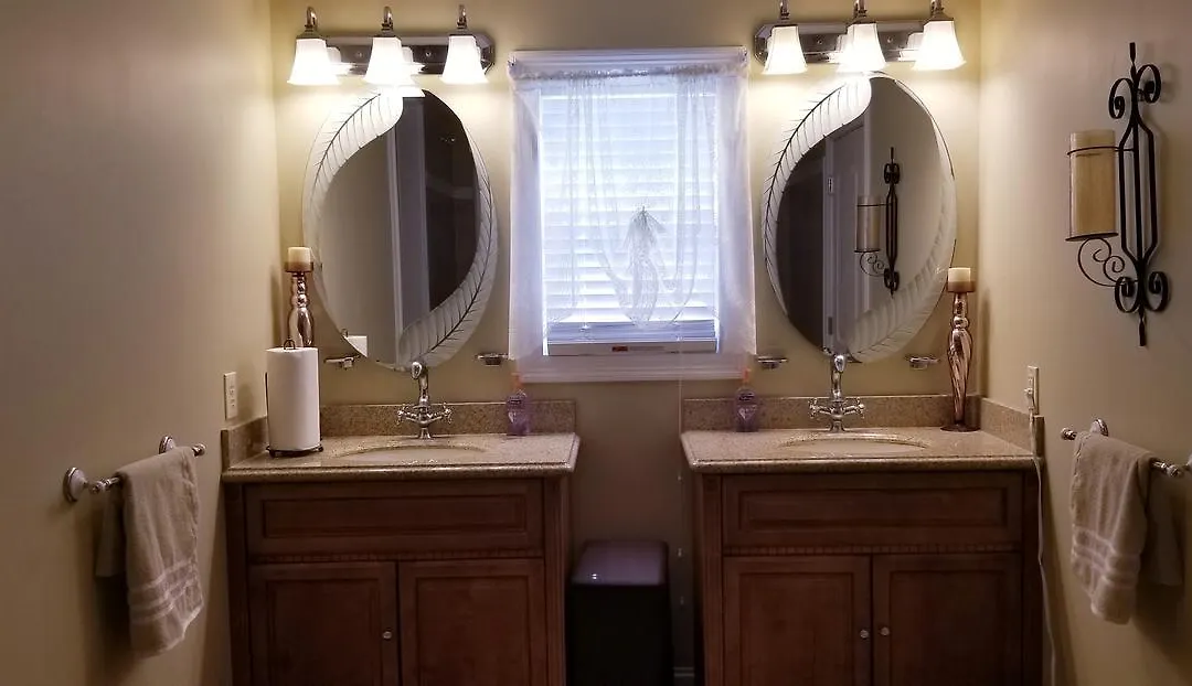 Beautiful 3 Bedroom Home!-1