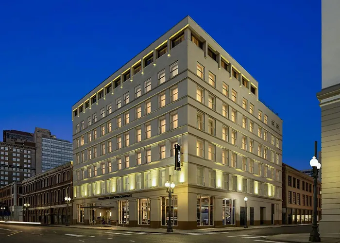 Hotel: Fairfield Inn & Suites By Marriott New Orleans Downtown/French Quarter Area