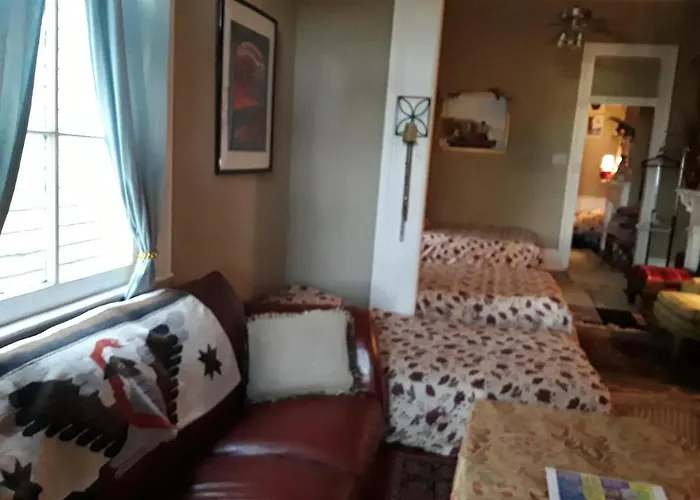 Creole Victorian For Groups Large And Small